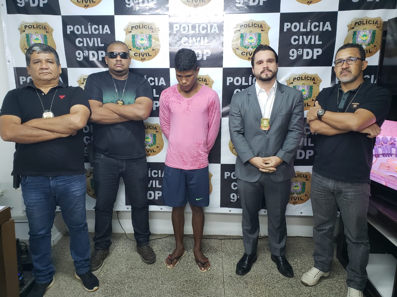 POLÍCIA CIVIL PRENDE HOMEM ACUSADO PELO CRIME DE ROUBO EM MACAPÁ